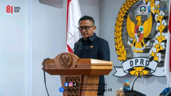 SEKDA Morotai Wakili Bupati di Paripurna Persetujuan Bersama Ranperda Pertanggungjawaban APBD 2025